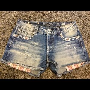 Miss Me Denim Frayed Hem Shorts Sz 29